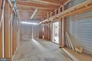 1325 E Riverside Ave, Baltimore, MD 21221 - Photo 54