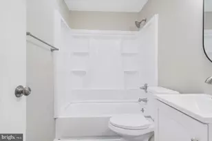 4322 Annapolis Rd, Baltimore, MD 21227 - Photo 22
