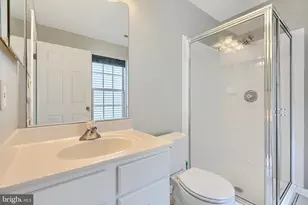 8803 Stoneridge Cir, Pikesville, MD 21208 - Photo 26