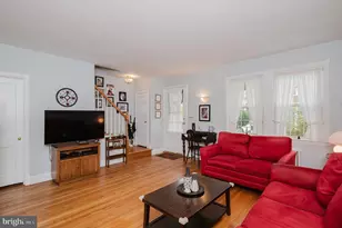 318 Westshire Rd, Baltimore, MD 21229 - Photo 10