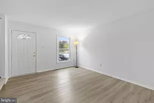 26 Coatsbridge Ct, Baltimore, MD 21236 - Photo 2