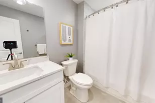 6516 Golden Ring Rd, Rosedale, MD 21237 - Photo 18