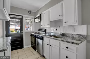 2857 Plainfield Rd, Baltimore, MD 21222 - Photo 4