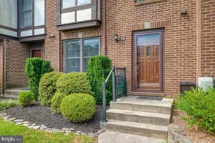 27 Faraday Dr, Lutherville Timonium, MD 21093 - Photo 4