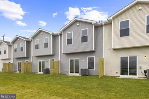 8126 Bartholomew Ct, Baltimore, MD 21206 - Photo 2