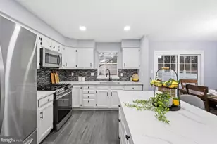 28 Sunrise Ct, Randallstown, MD 21133 - Photo 6