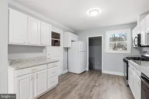 37 Wengate Rd, Owings Mills, MD 21117 - Photo 8