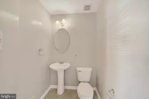 5032 Finsbury Rd, Rosedale, MD 21237 - Photo 4