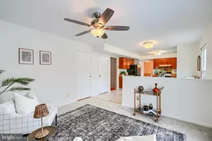 9406 Seven Courts Dr, Baltimore, MD 21236 - Photo 10