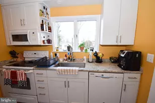 8816 Spring Rd, Parkville, MD 21234 - Photo 10