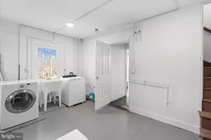 6602 Krone Dr, Baltimore, MD 21207 - Photo 32