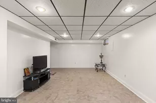 9727 Denrob Ct, Parkville, MD 21234 - Photo 32