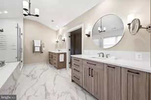 7 Hambleton Ct, Baltimore, MD 21208 - Photo 36