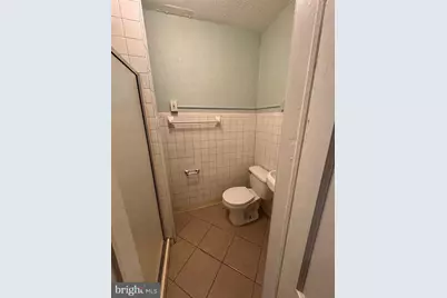 4041 Wilkens Avenue #B, Baltimore, MD 21229 - Photo 6