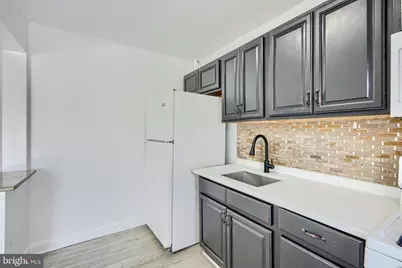 165 Hampshire, Essex, MD 21221 - Photo 12