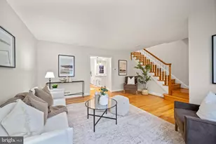 323 Stratford Rd, Baltimore, MD 21228 - Photo 2