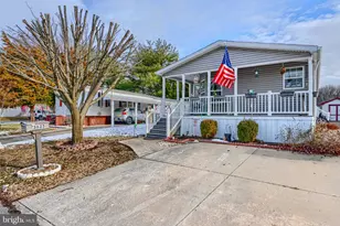 3625 Dahlia Ln, Middle River, MD 21220 - Photo 1