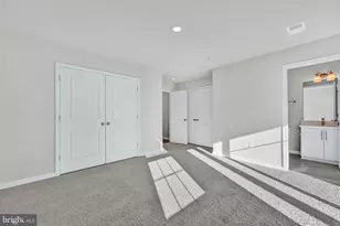 5018 Silver Oak Dr, Rosedale, MD 21237 - Photo 4