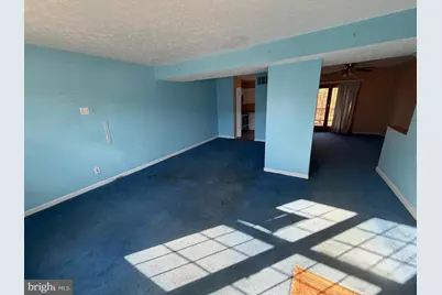 16 W End Court, Baltimore, MD 21227 - Photo 2