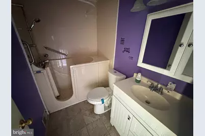 16 W End Court, Baltimore, MD 21227 - Photo 8