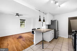 9 Wilfred Ct, Towson, MD 21204 - Photo 16