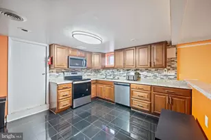 7902 Bridge Ave, Baltimore, MD 21237 - Photo 4