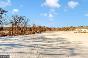 10013 Village Green Dr, Woodstock, MD 21163 - Photo 48