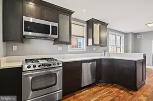 3049 Oak Forest Dr, Parkville, MD 21234 - Photo 8