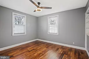 3049 Oak Forest Dr, Parkville, MD 21234 - Photo 10