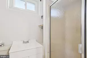 2710 Smith Ave, Baltimore, MD 21209 - Photo 12