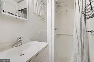 8224 Laurel Dr, Parkville, MD 21234 - Photo 40