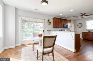 4 Holmes Ave, Catonsville, MD 21228 - Photo 6