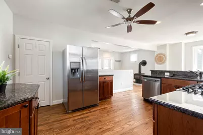 4 Holmes Avenue, Catonsville, MD 21228 - Photo 14