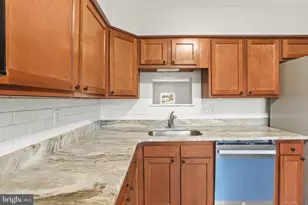 8617 Castlemill Cir, Nottingham, MD 21236 - Photo 6