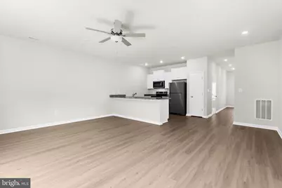 8131 Bartholomew Court, Baltimore, MD 21206 - Photo 10