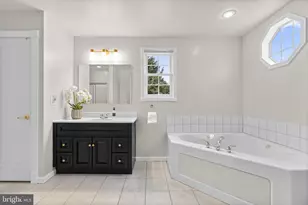 8614 Saxon Cir, Nottingham, MD 21236 - Photo 22