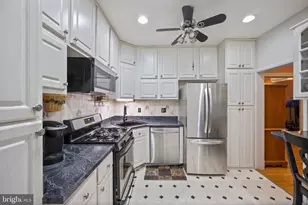 106 Nunnery Ln, Baltimore, MD 21228 - Photo 4