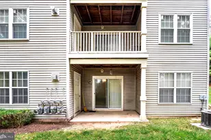 8801 Stoneridge Cir, Baltimore, MD 21208 - Photo 12