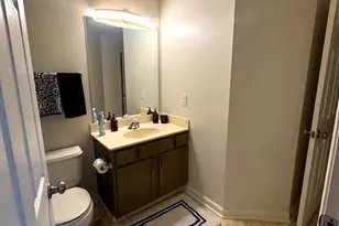 8801 Stoneridge Cir, Baltimore, MD 21208 - Photo 4