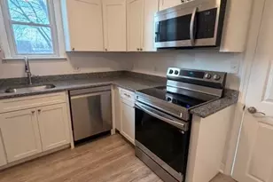 8323 Bear Creek Dr, Baltimore, MD 21222 - Photo 18