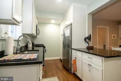 425 Woodbine Avenue, Towson, MD 21204 - Photo 12