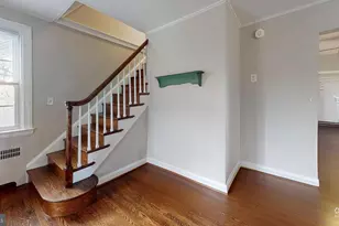 425 Woodbine Ave, Towson, MD 21204 - Photo 6