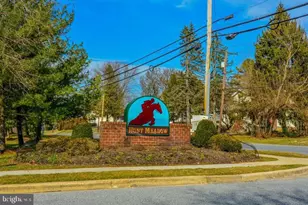 19 Spring Glen Ct, Cockeysville, MD 21030 - Photo 2