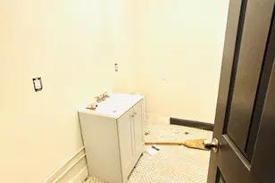 1 Belle Forte Ct, Pikesville, MD 21208 - Photo 8