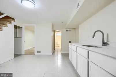 8049 Lansdale Road, Baltimore, MD 21224 - Photo 32