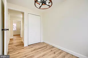 8049 Lansdale Rd, Baltimore, MD 21224 - Photo 14