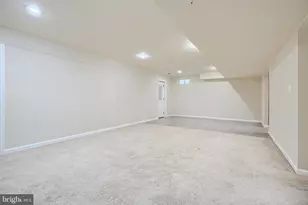 5908 Gambrill Cir, White Marsh, MD 21162 - Photo 60