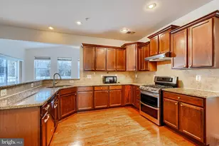 5908 Gambrill Cir, White Marsh, MD 21162 - Photo 30