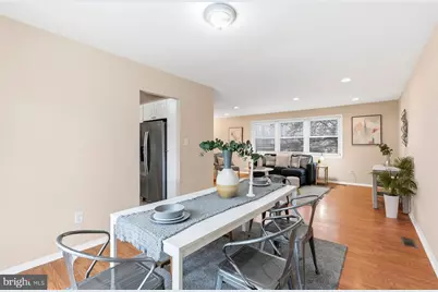 910 Crestwick Road, Towson, MD 21286 - Photo 8