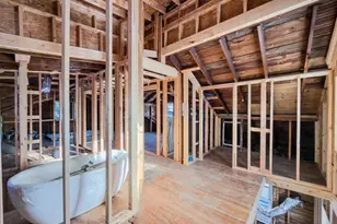 2224 Middleborough Rd, Essex, MD 21221 - Photo 14